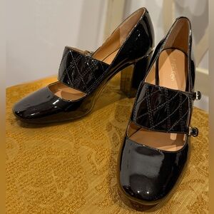 Calvin Klein Casilla Pumps